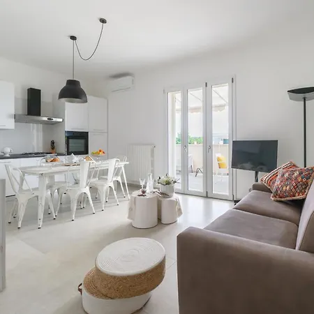 Apartament The Elegance For *